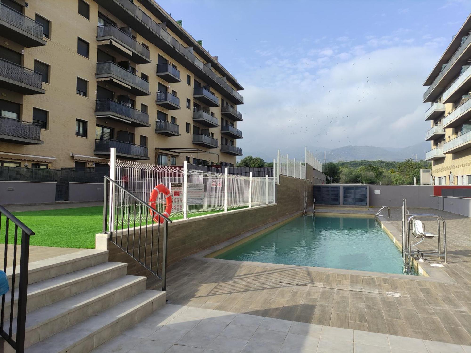 Apartamento Nuevo Con Piscina Y Amplio Balcon Sant Carles De La Rapita Luaran gambar