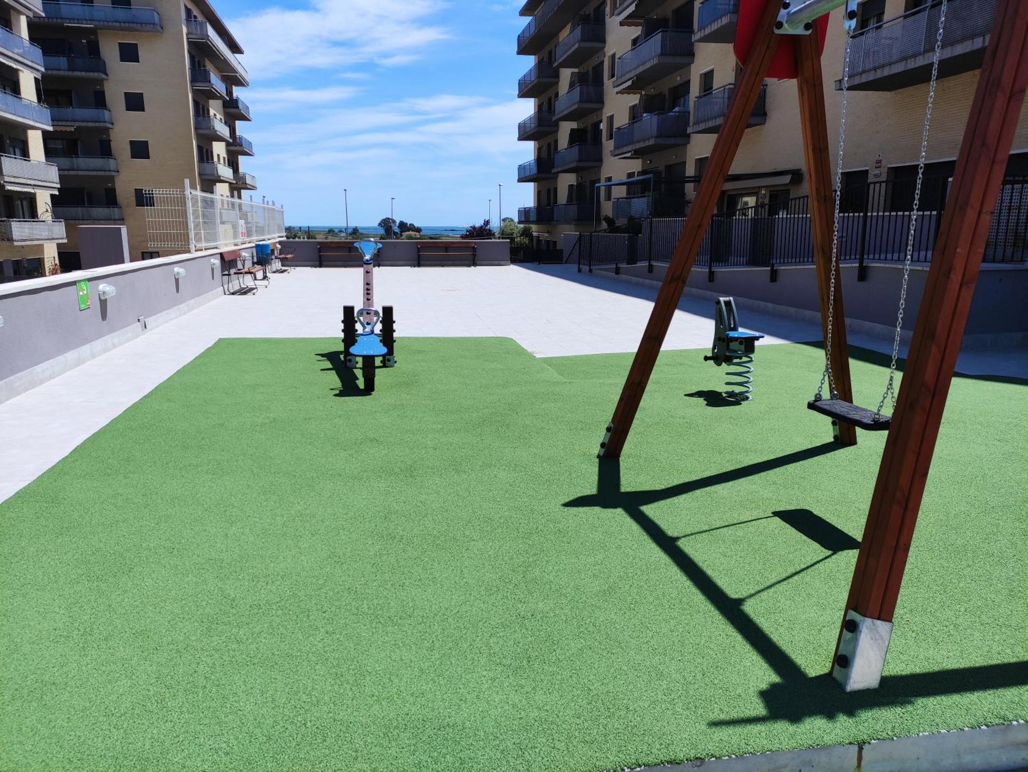 Apartamento Nuevo Con Piscina Y Amplio Balcon Sant Carles De La Rapita Luaran gambar